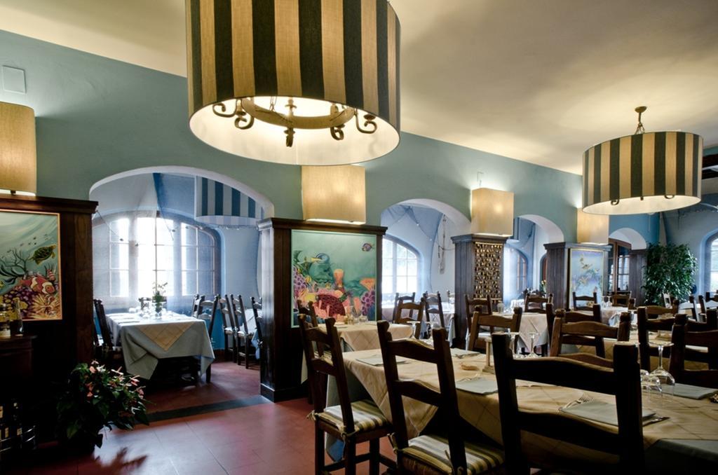 Hotel Ristorante Da Carlos Santa Maria Giudice Exterior photo